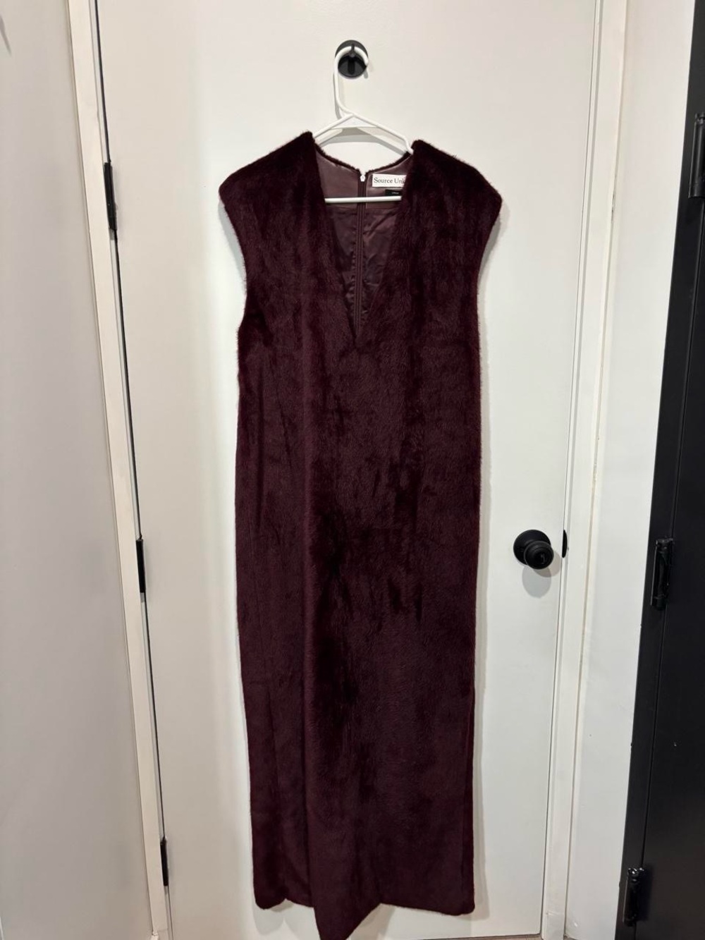Source Unknown Deep V Sleeveless Maxi Dress in Burgundy